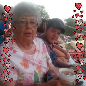 Meet your Posher, Crystal